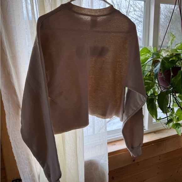 Hanes Beige Cropped Top with Leaf Accents - Picture 6 of 6